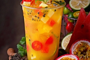 COCKTAIL TRÁI CÂY – SỰ KẾT HỢP TINH TẾ TỪ TRÁI CÂY NHẬP KHẨU CAO CẤP