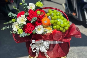 Tặng Giỏ Trái Cây Đầy Tâm Huyết Cho Dịp Kỷ Niệm Đám Cưới