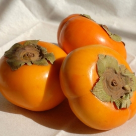 Hồng giòn tim son